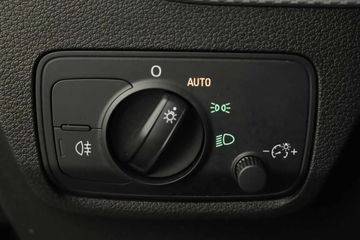 audi-q2-2023-gasolina-1498cc