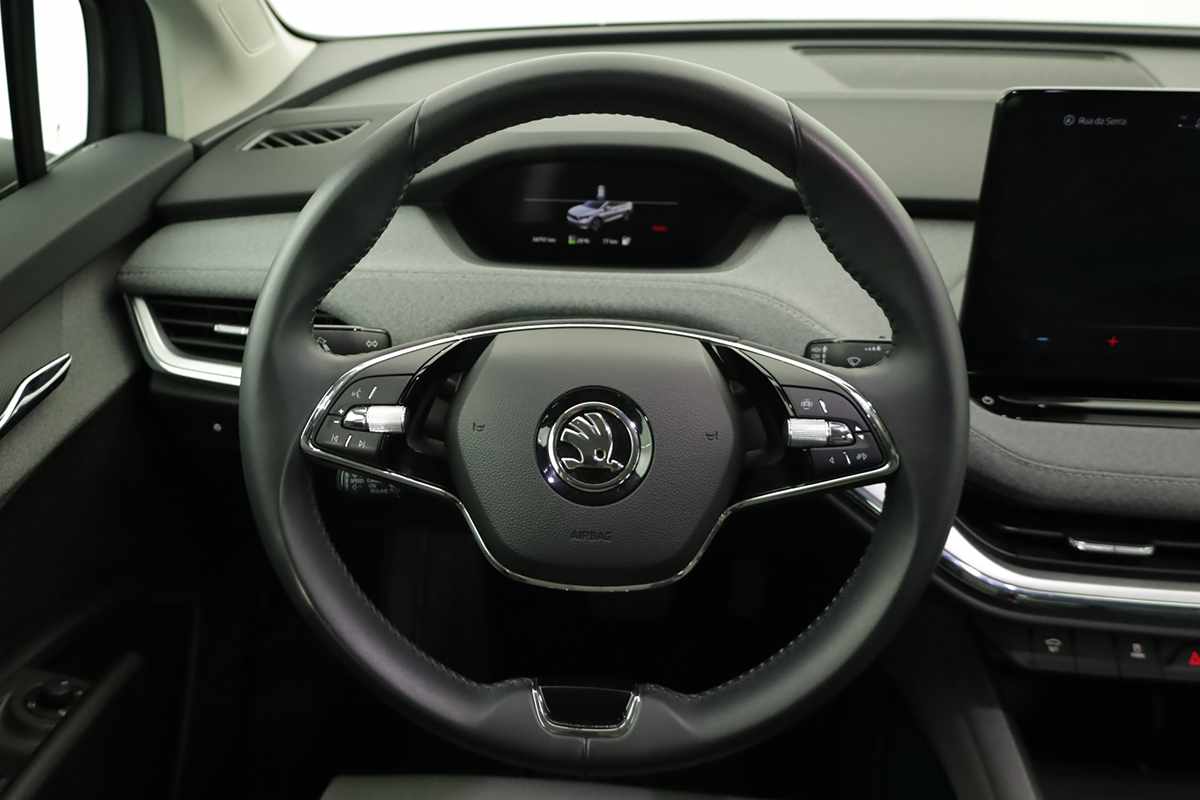 skoda-enyaq-2023-eletrico-0cc