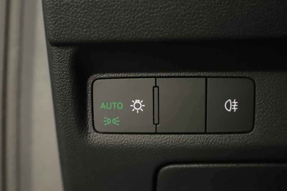 skoda-enyaq-2023-eletrico-0cc