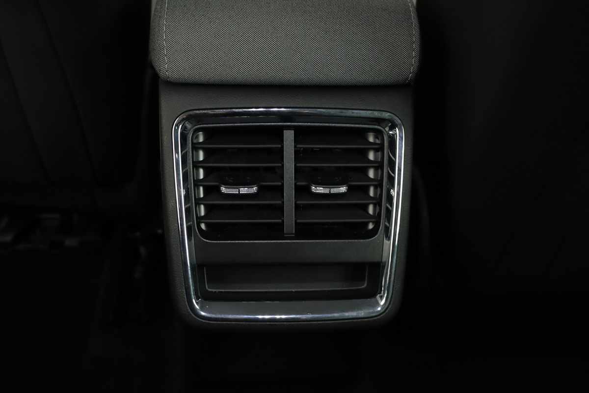 skoda-enyaq-2023-eletrico-0cc