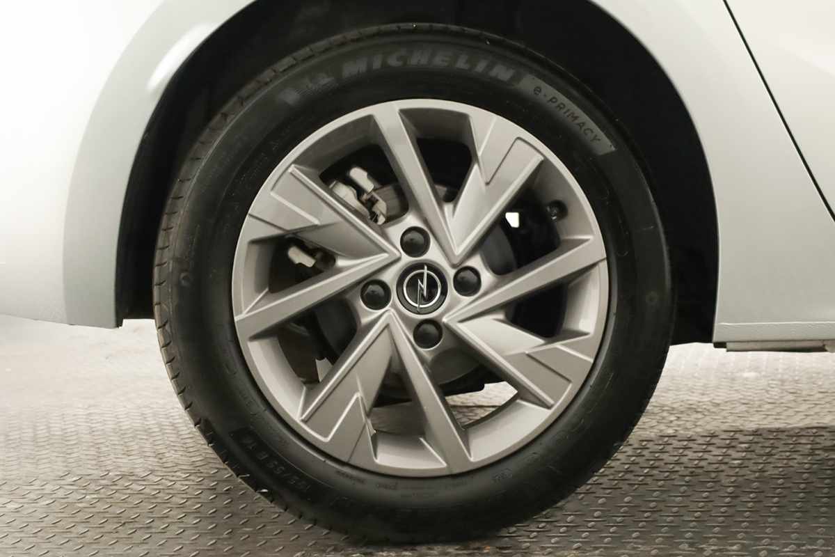 opel-corsa-2025-gasolina-1199cc