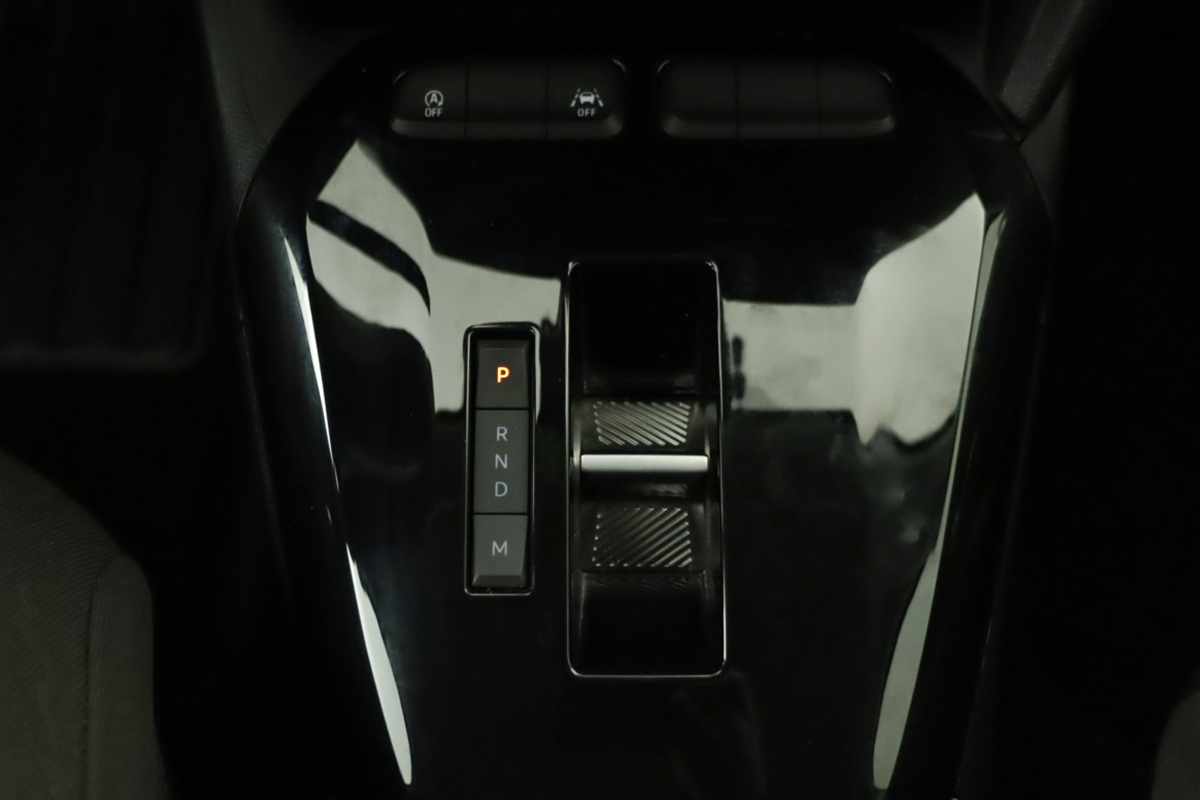 opel-corsa-2025-gasolina-1199cc