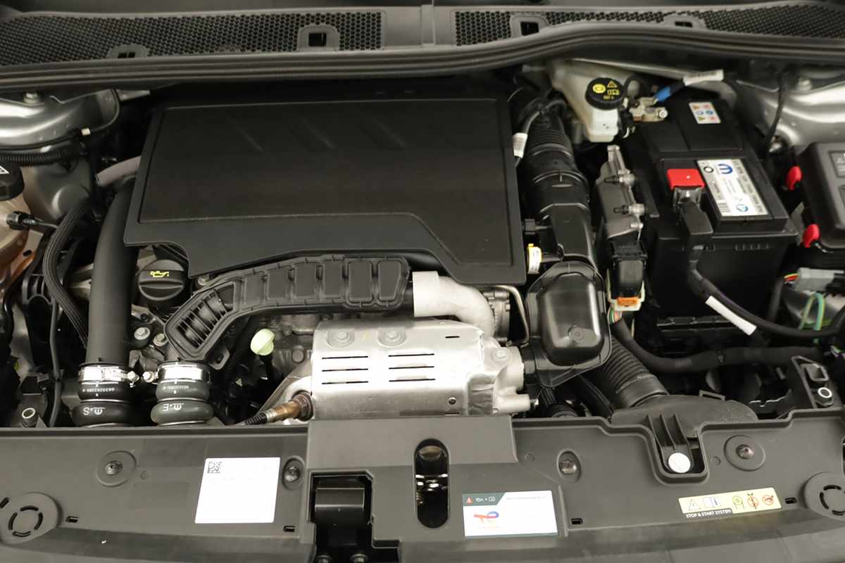 opel-corsa-2025-gasolina-1199cc