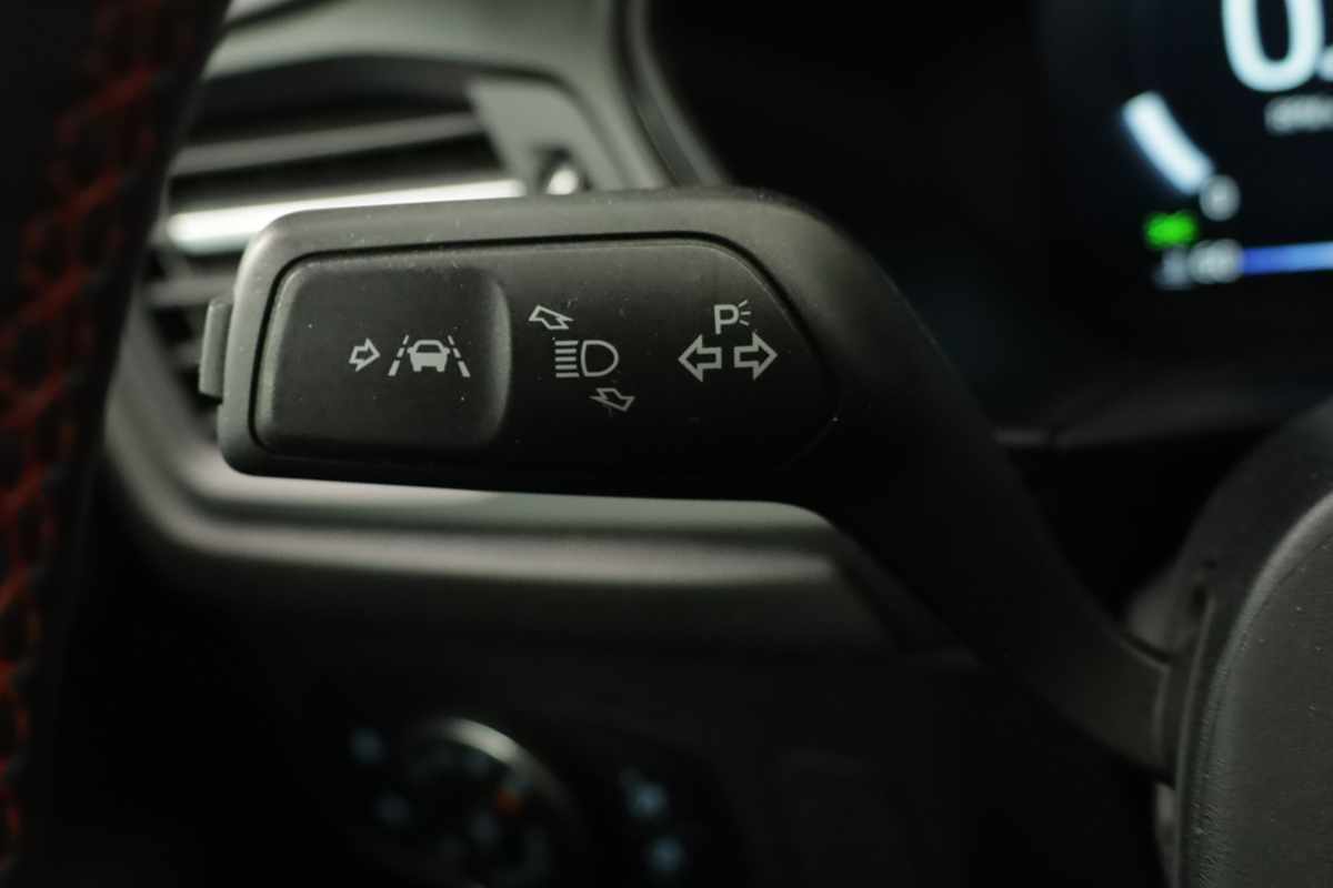 ford-focus-2025-gasolina-998cc