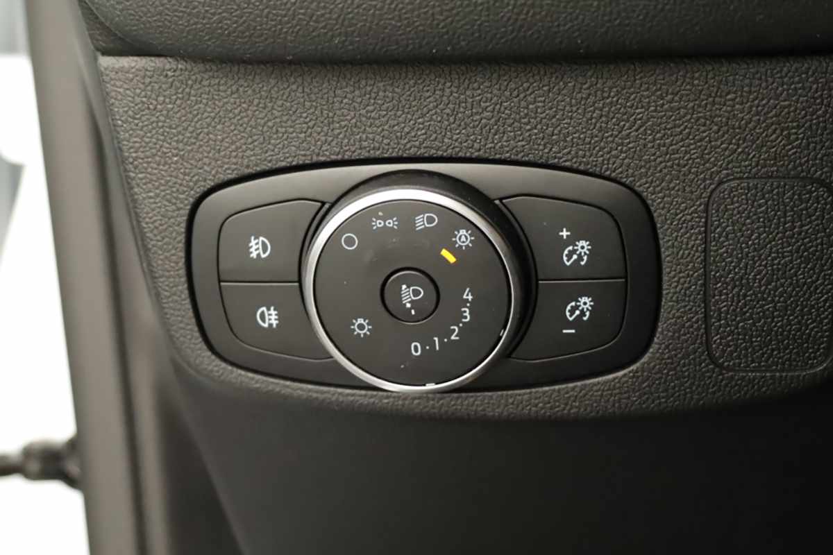 ford-focus-2025-gasolina-998cc