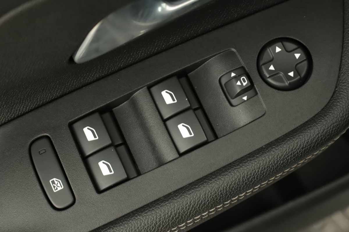 opel-mokka-2024-gasolina-1199cc