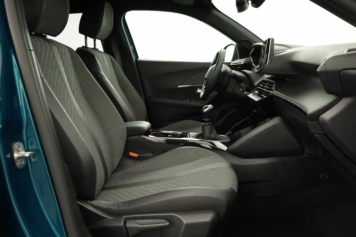 peugeot-2008-2025-gasolina-1199cc