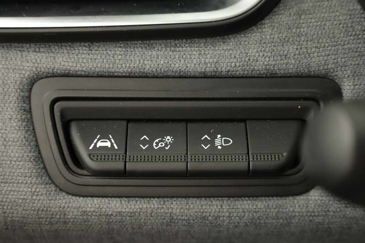 renault-clio-2024-gpl-999cc