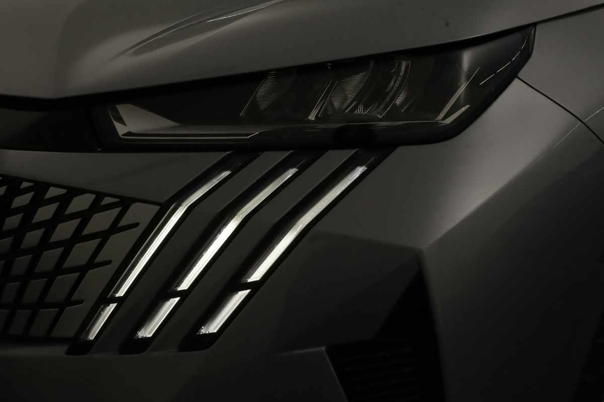 peugeot-5008-2025-gasolina-1199cc