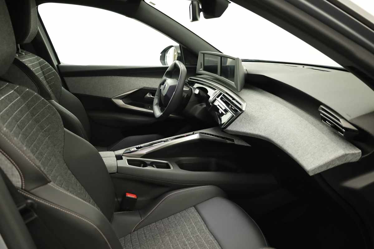 peugeot-5008-2025-gasolina-1199cc