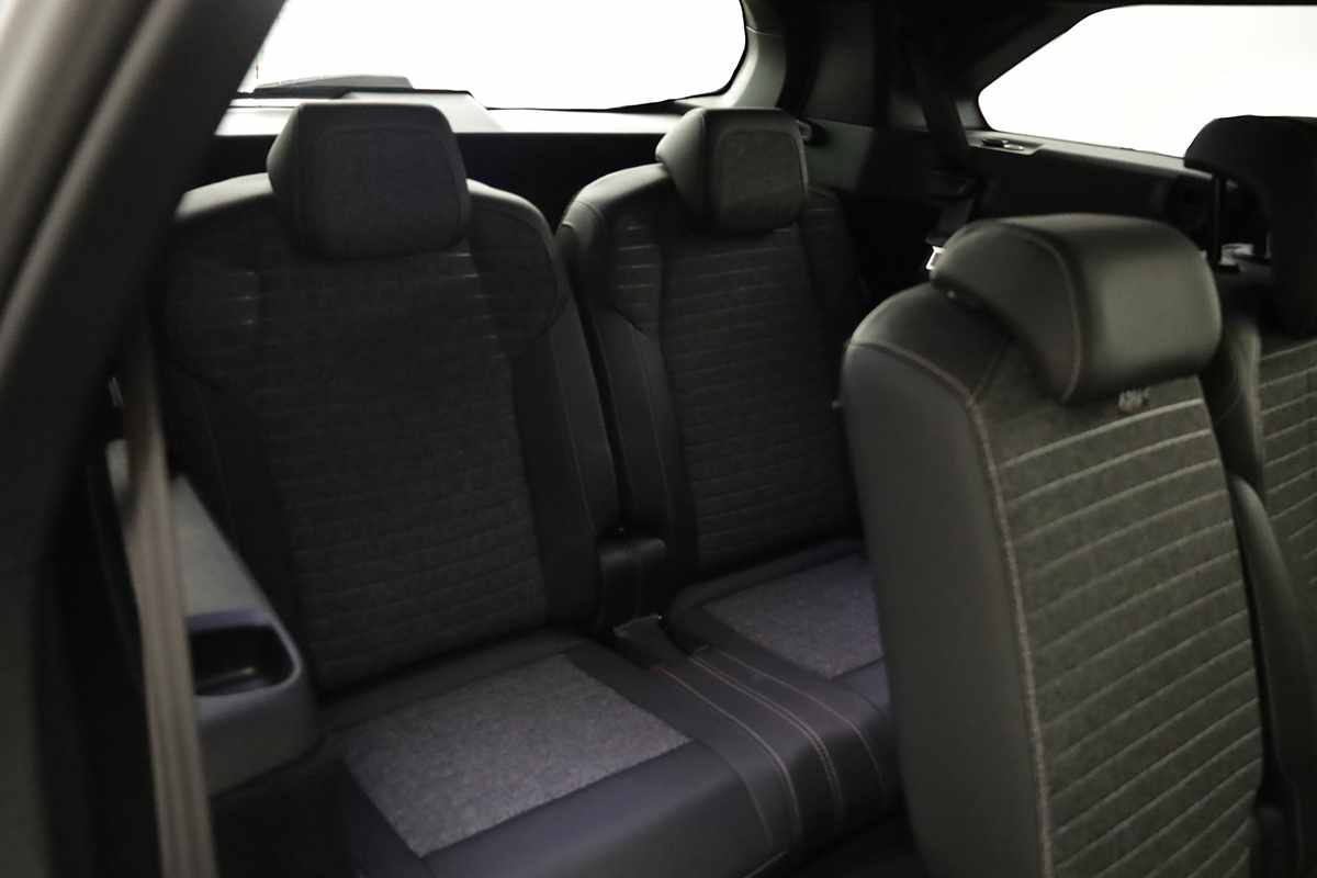 peugeot-5008-2025-gasolina-1199cc