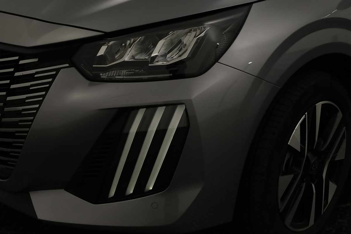 peugeot-e-208-2025-eletrico-0cc