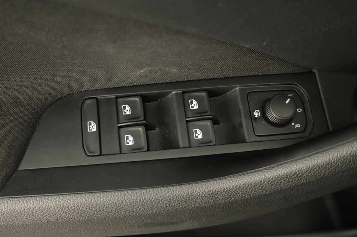 skoda-kamiq-2025-gasolina-999cc