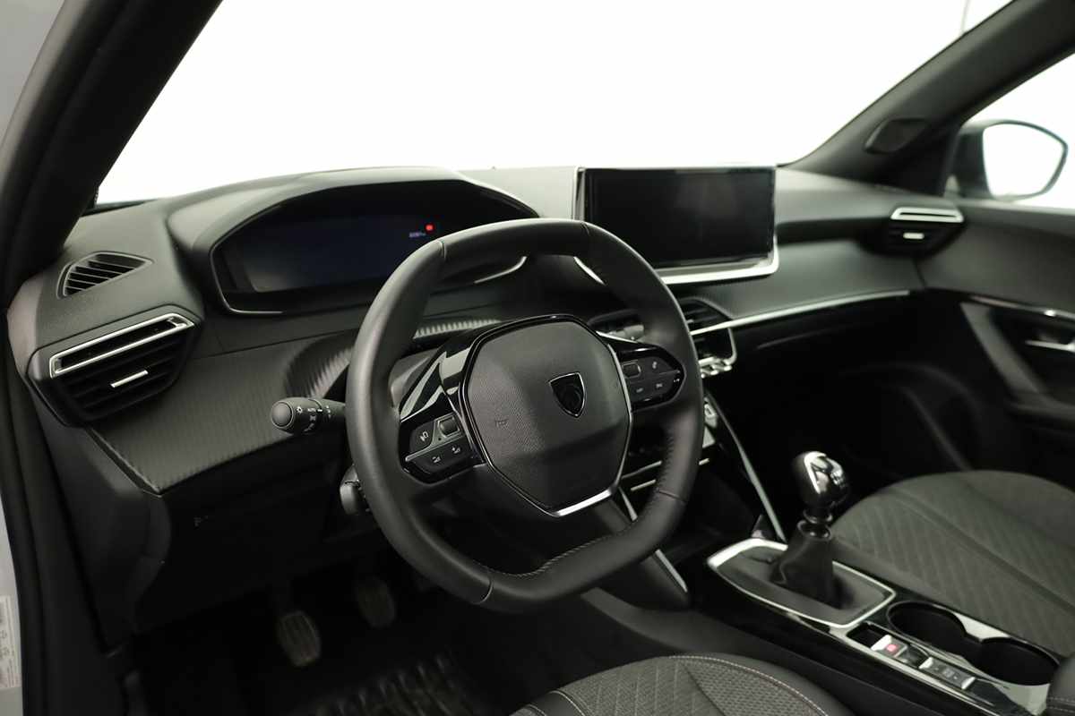peugeot-2008-2025-gasolina-1199cc
