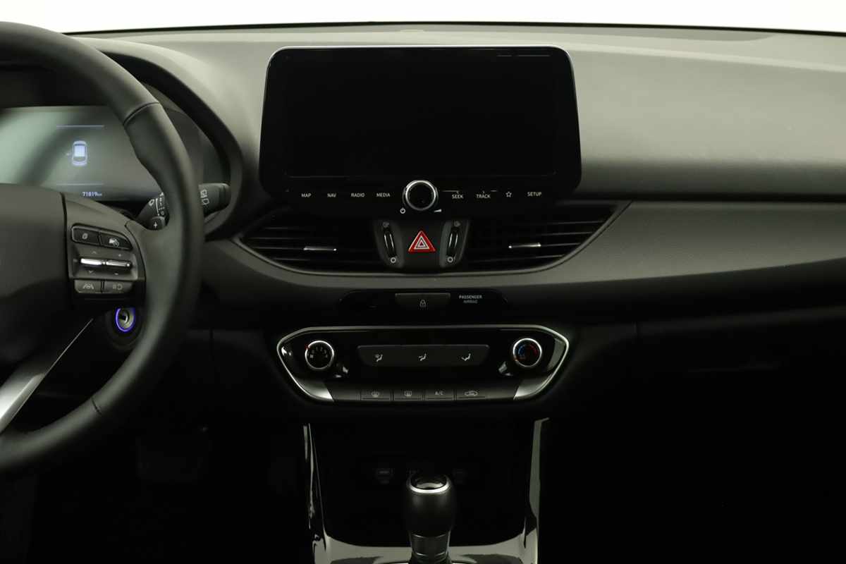 hyundai-i30-2024-gasolina-998cc