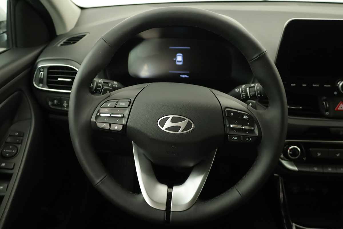 hyundai-i30-2024-gasolina-998cc