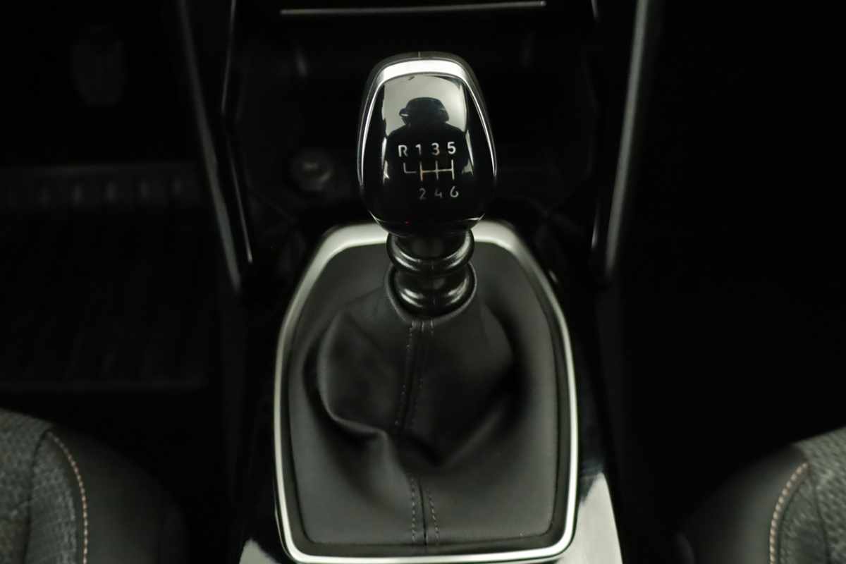 peugeot-2008-2025-gasolina-1199cc