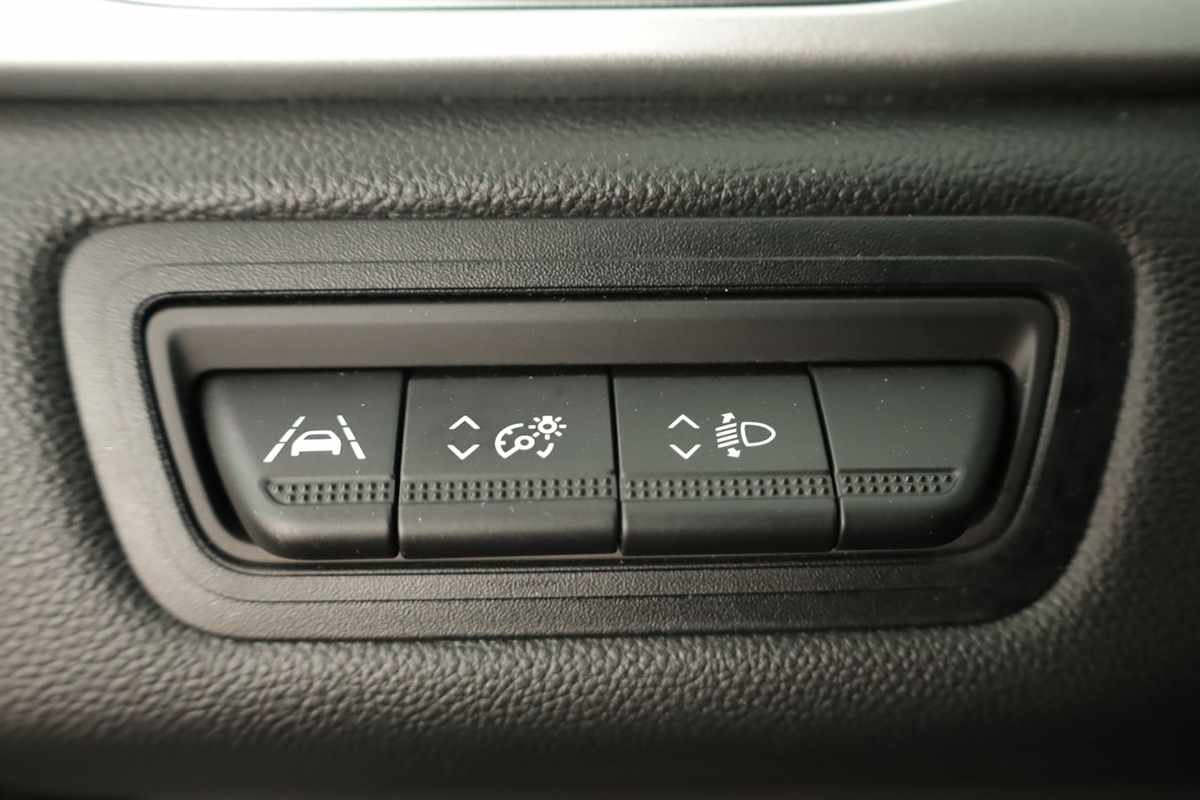 renault-captur-2023-gpl-999cc