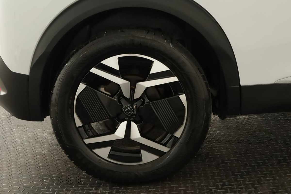 peugeot-e-2008-2025-eletrico-0cc