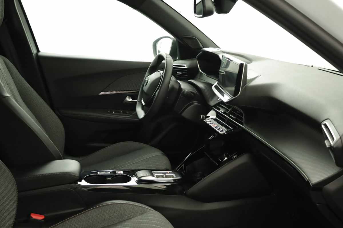 peugeot-e-2008-2025-eletrico-0cc