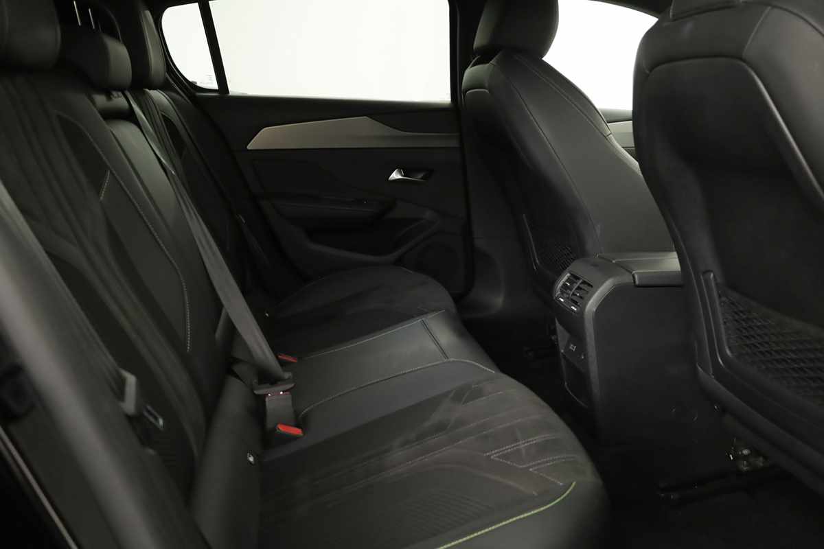 peugeot-308-2024-gasolina-1199cc