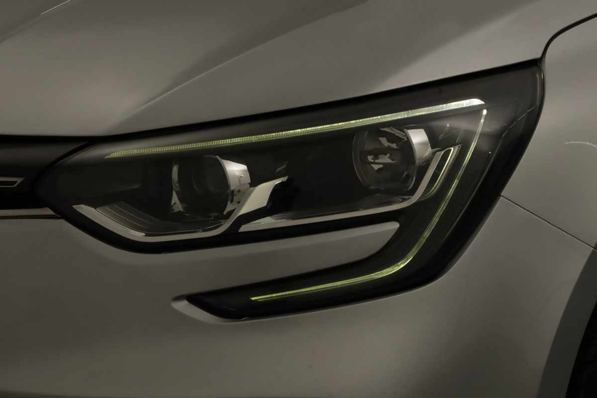 renault-megane-sport-tourer-2020-diesel-1461cc