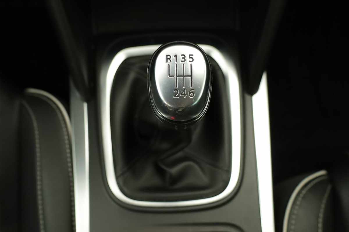 renault-megane-sport-tourer-2020-diesel-1461cc