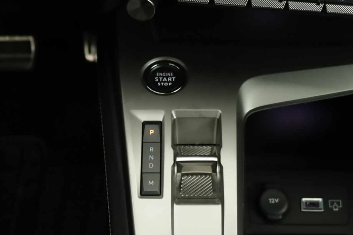 peugeot-308-2024-gasolina-1199cc
