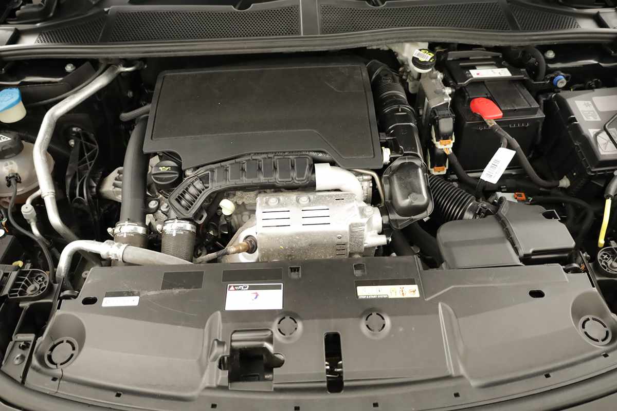 peugeot-308-2024-gasolina-1199cc