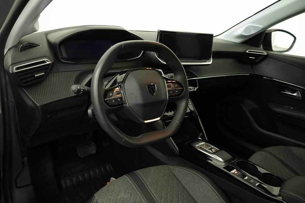 peugeot-208-2025-gasolina-1199cc