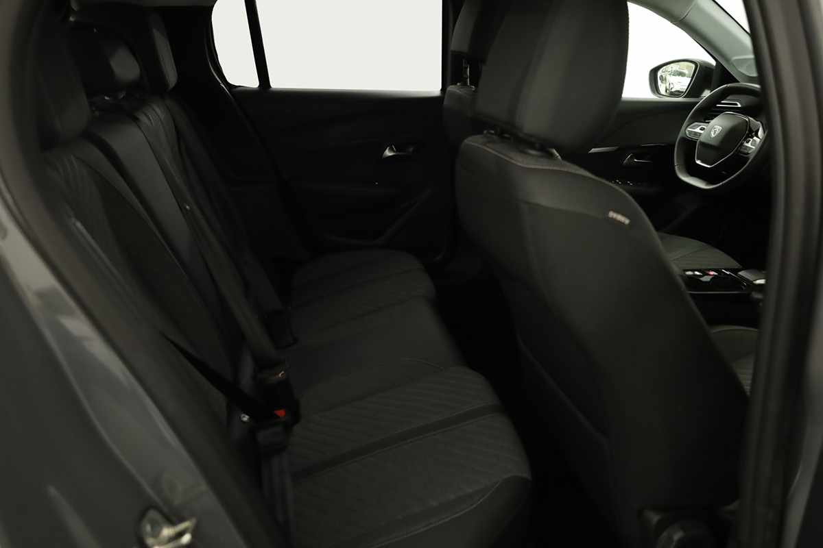 peugeot-208-2025-gasolina-1199cc