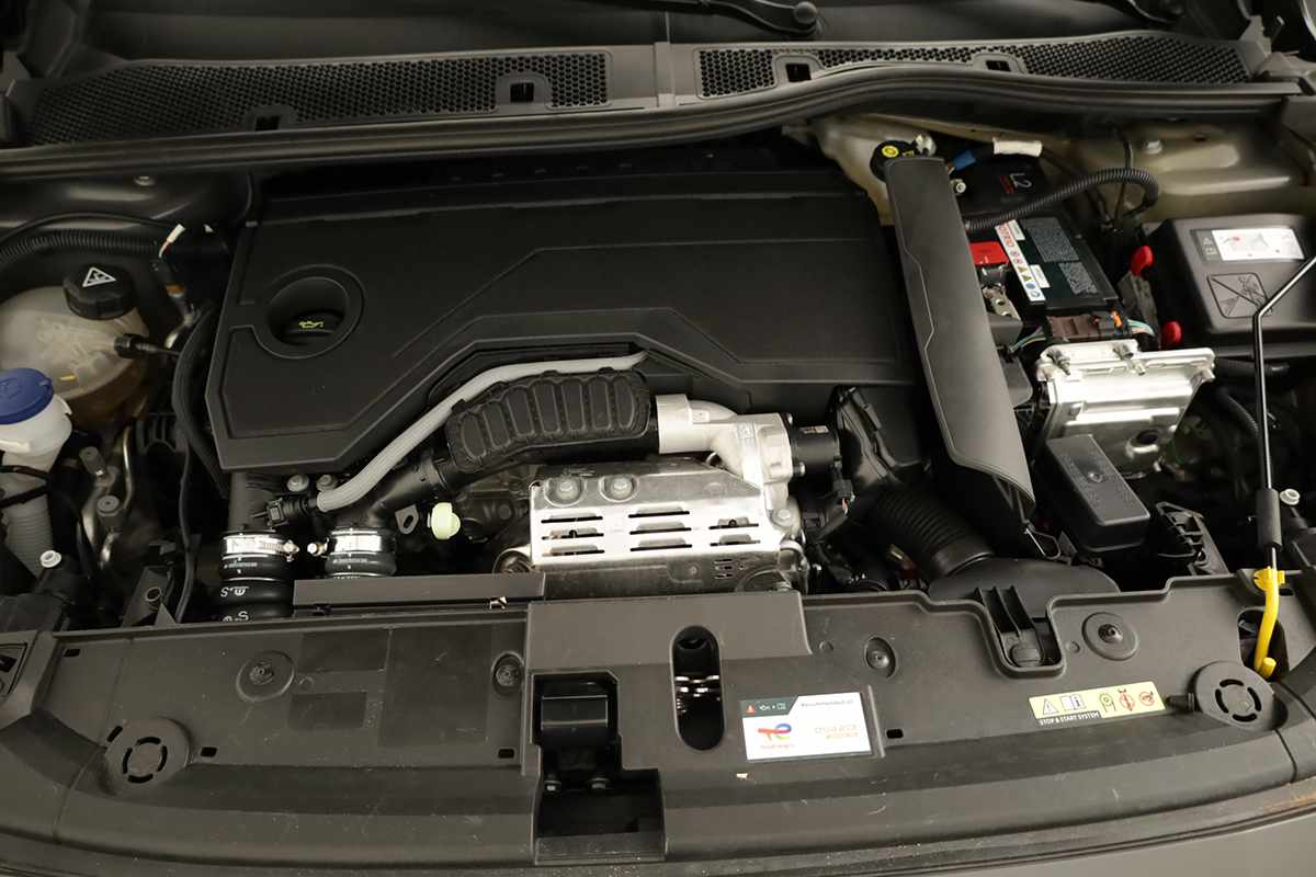 peugeot-208-2025-gasolina-1199cc