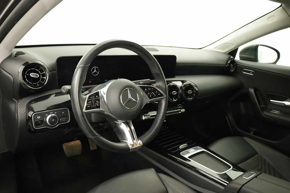 mercedes-benz-classe-a-2024-gasolina-1332cc