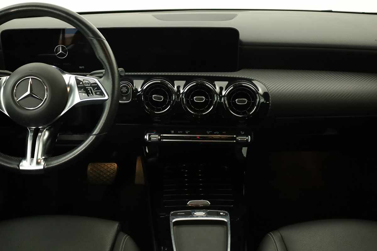 mercedes-benz-classe-a-2024-gasolina-1332cc