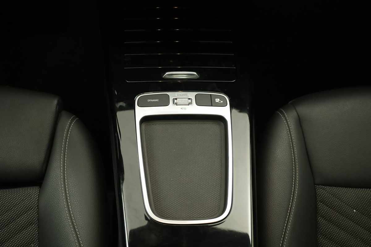 mercedes-benz-classe-a-2024-gasolina-1332cc