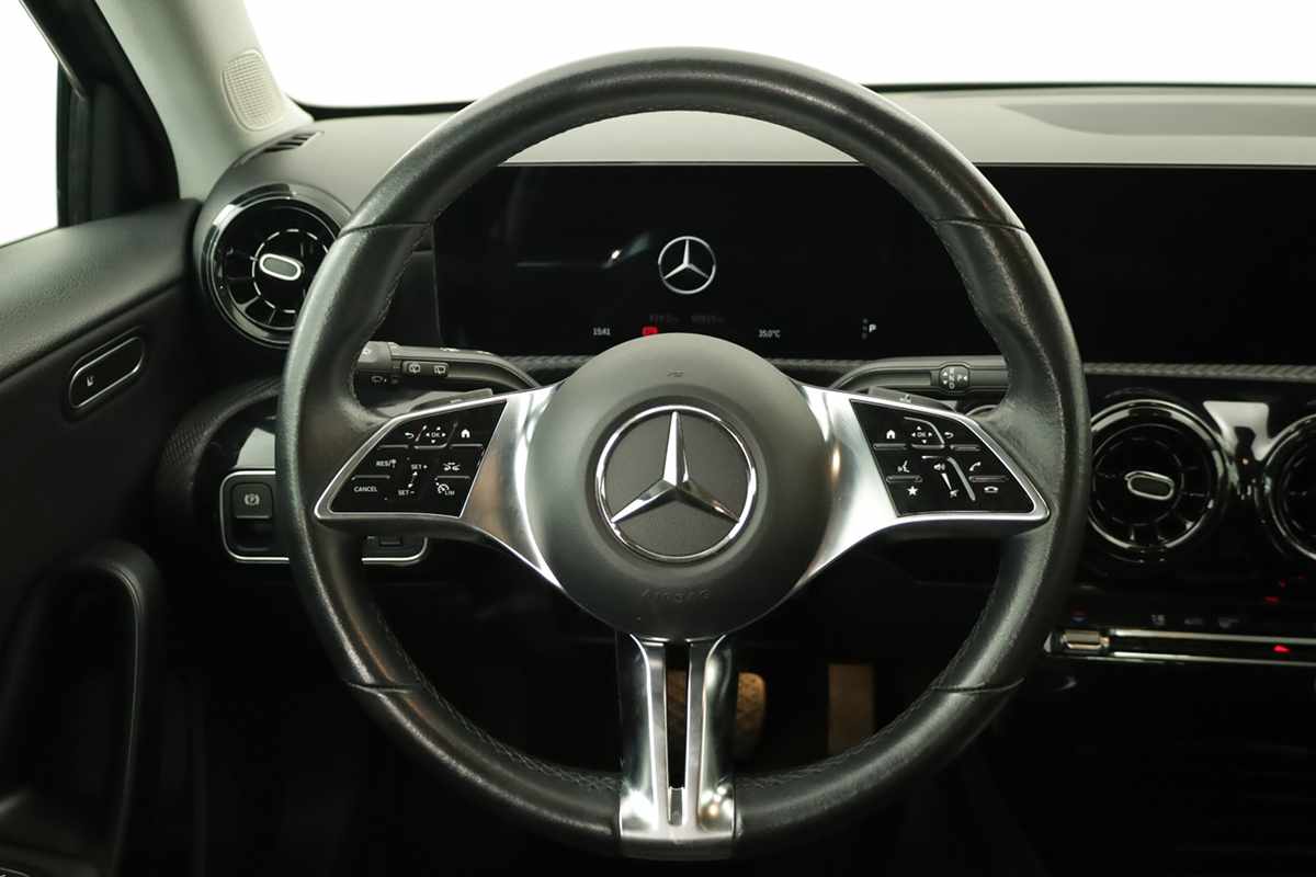 mercedes-benz-classe-a-2024-gasolina-1332cc