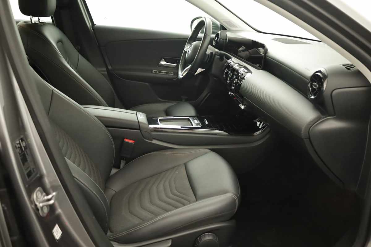 mercedes-benz-classe-a-2024-gasolina-1332cc