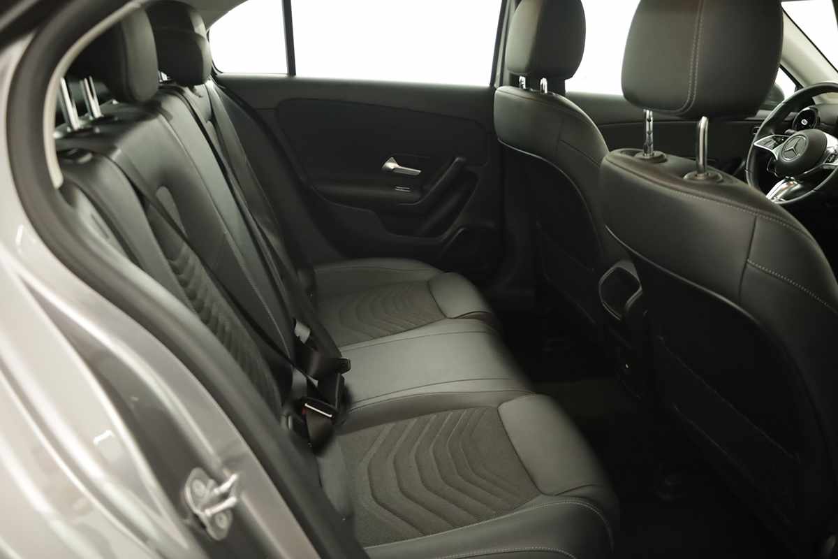 mercedes-benz-classe-a-2024-gasolina-1332cc