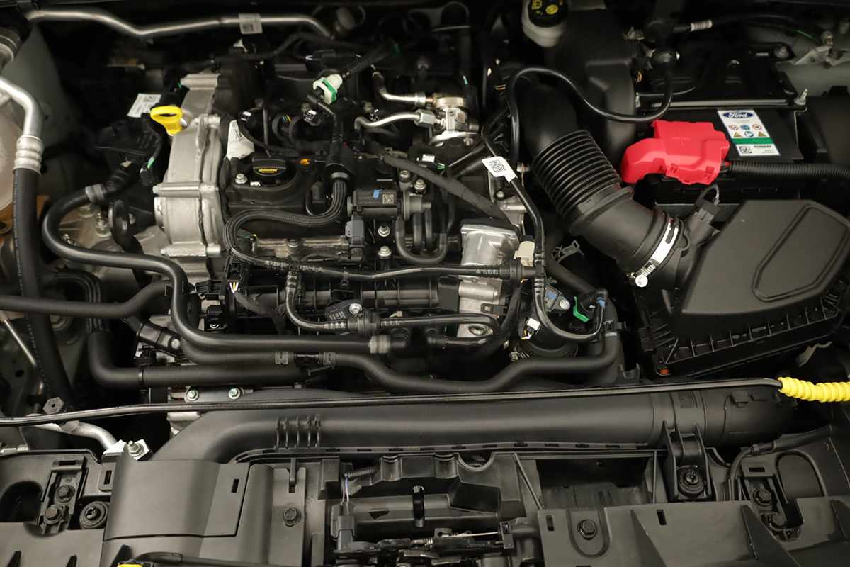 ford-puma-2025-gasolina-998cc