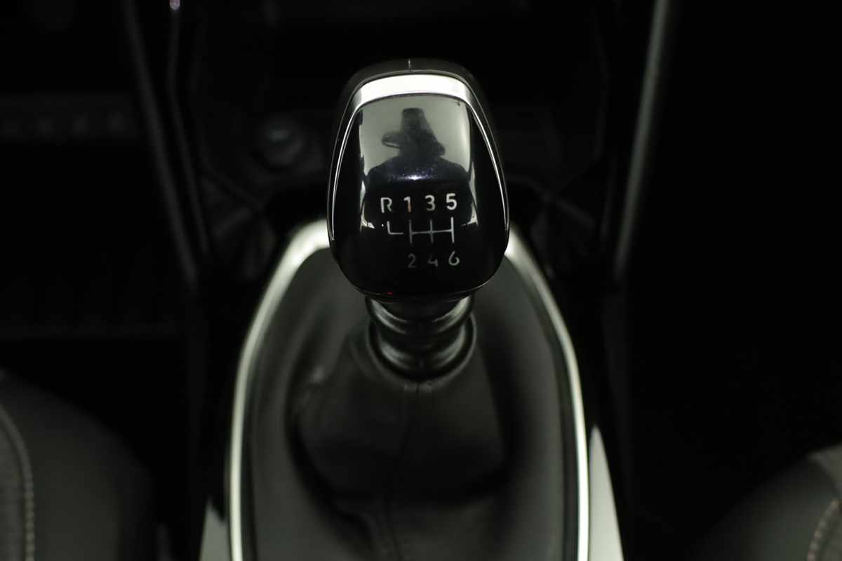 peugeot-2008-2025-gasolina-1199cc