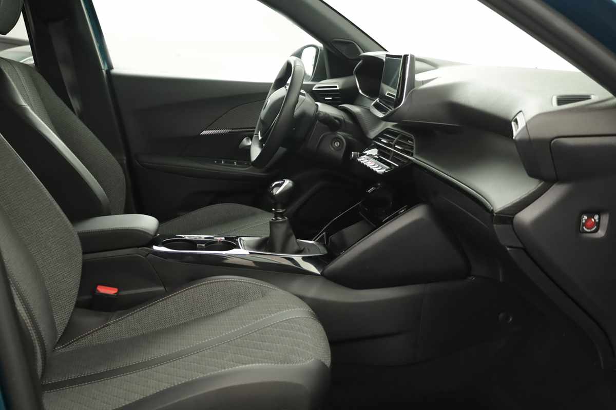peugeot-2008-2025-gasolina-1199cc