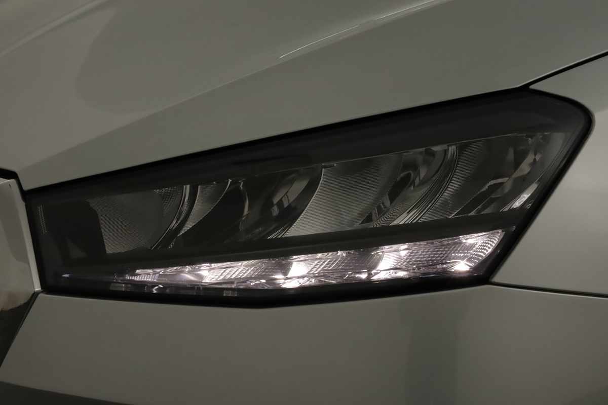 skoda-fabia-2025-gasolina-999cc