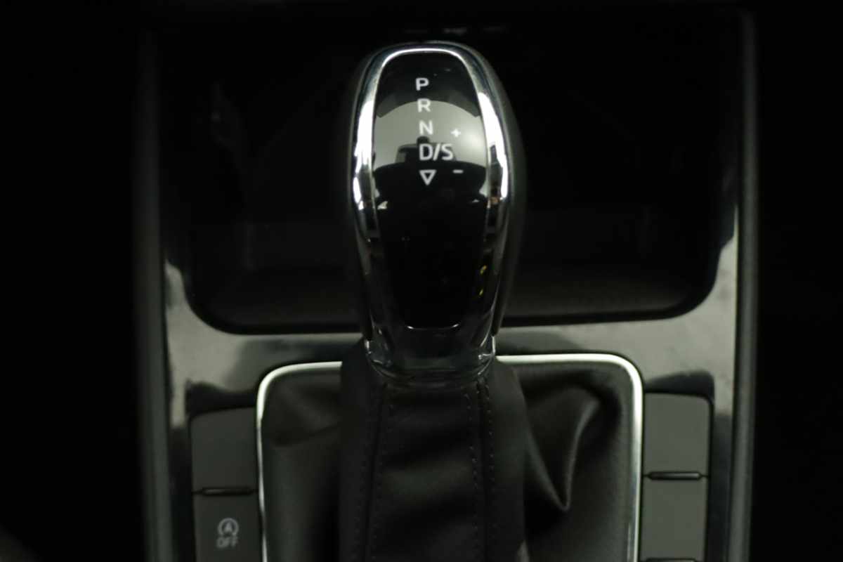 skoda-fabia-2025-gasolina-999cc