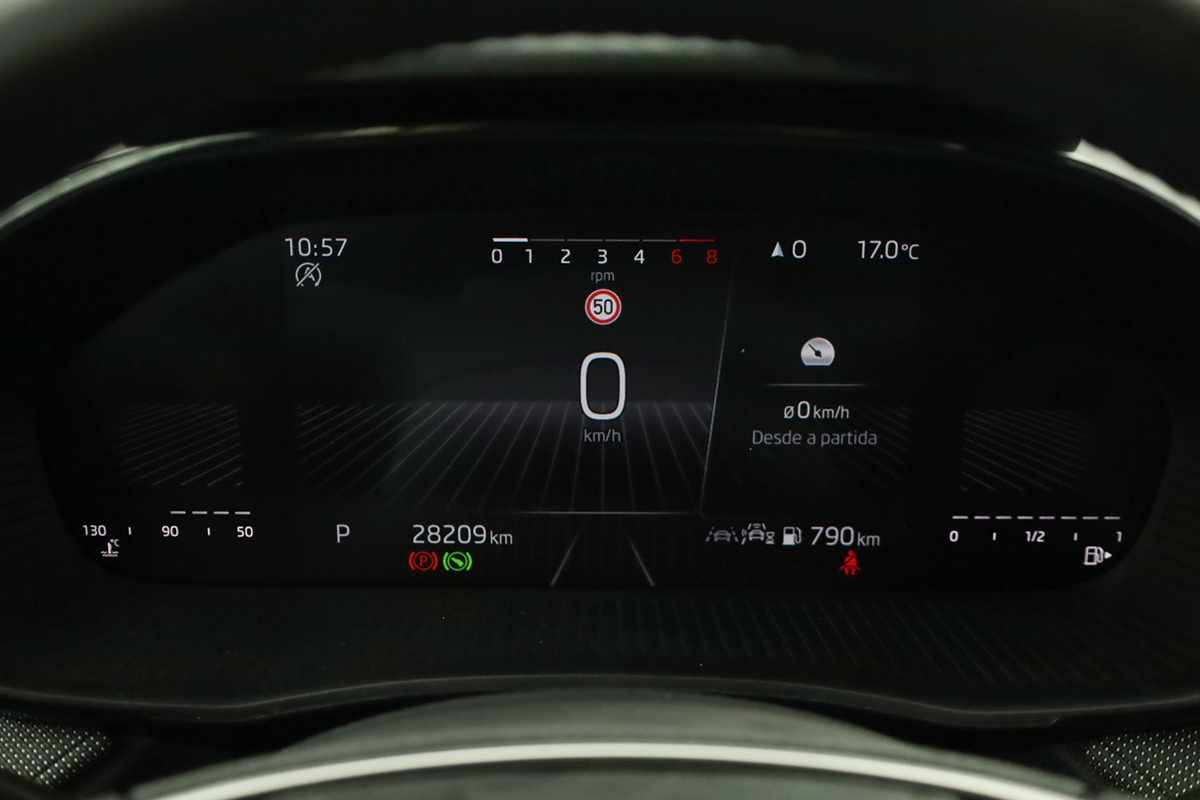 skoda-fabia-2025-gasolina-999cc