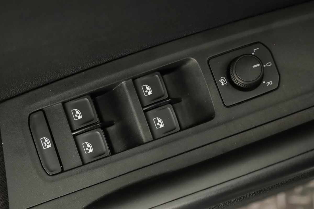skoda-fabia-2025-gasolina-999cc