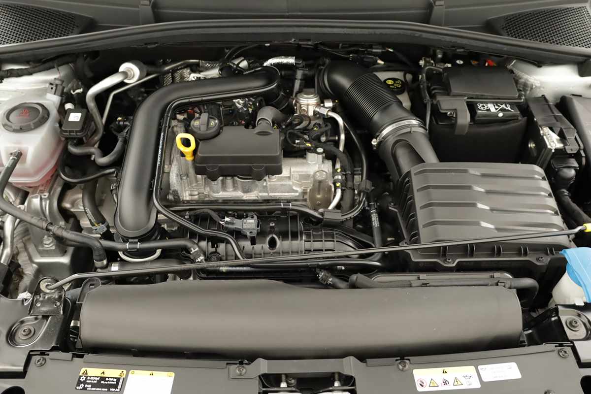 skoda-fabia-2025-gasolina-999cc