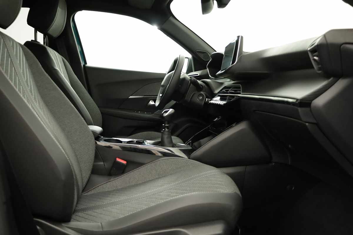 peugeot-2008-2025-gasolina-1199cc