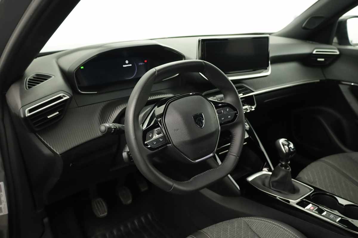 peugeot-2008-2025-gasolina-1199cc