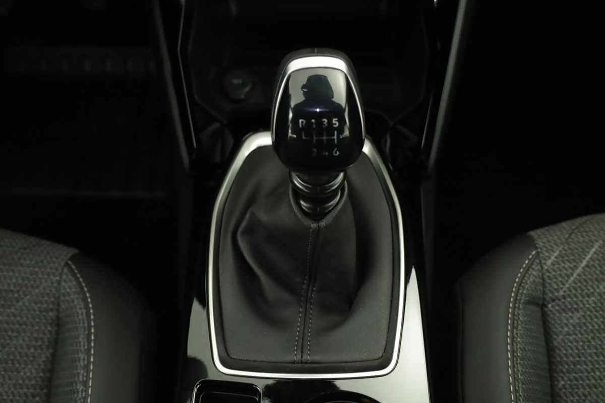 peugeot-2008-2025-gasolina-1199cc