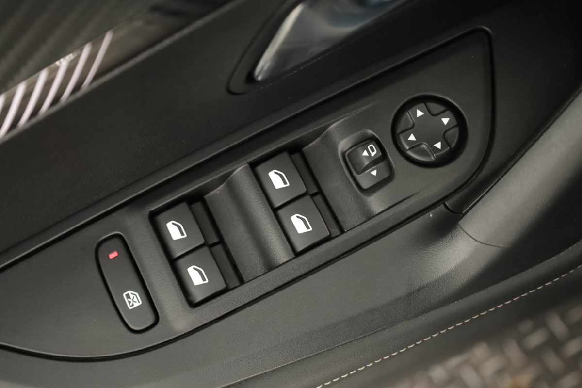 peugeot-2008-2025-gasolina-1199cc